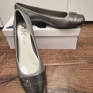 ANNE Klein Sport Flats